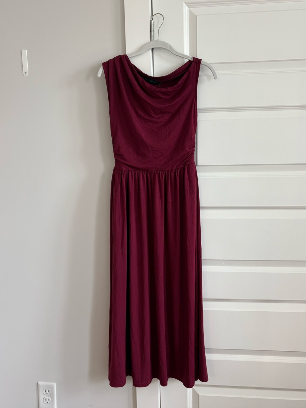 Sleeveless Burgundy Women's Maxi Dress